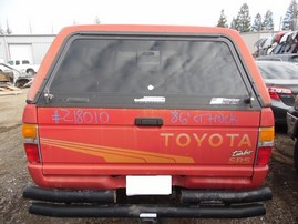 1986 T.TRUCK SR5 RED EXTRA CAB 2.4L TURBO AT 4WD Z18010